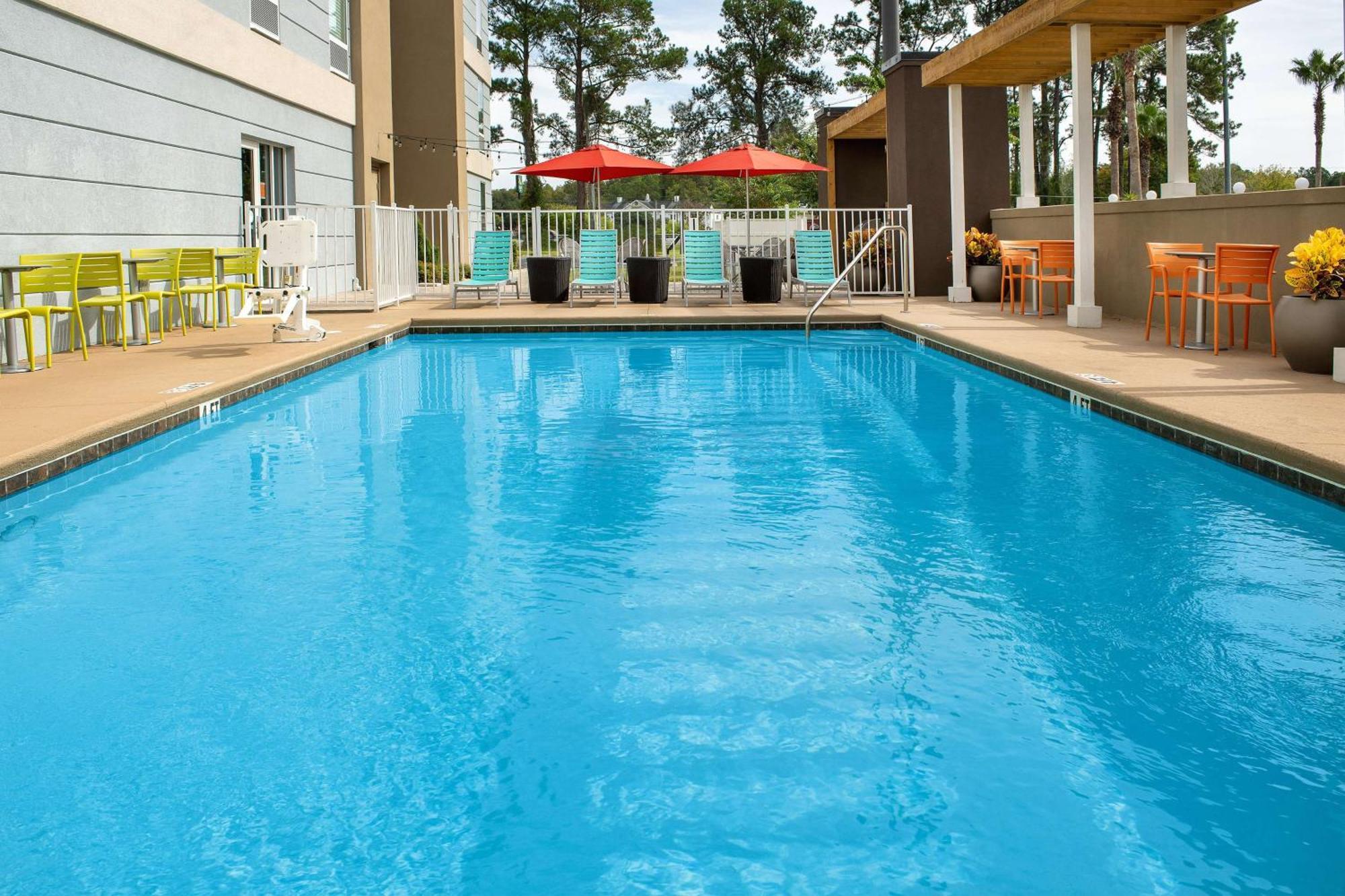 Home2 Suites By Hilton Lake City Exterior photo